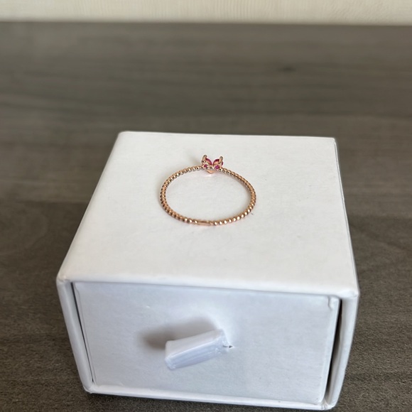 HEART CRYSTAL ROSE GOLD TONED RING - Picture 2 of 3